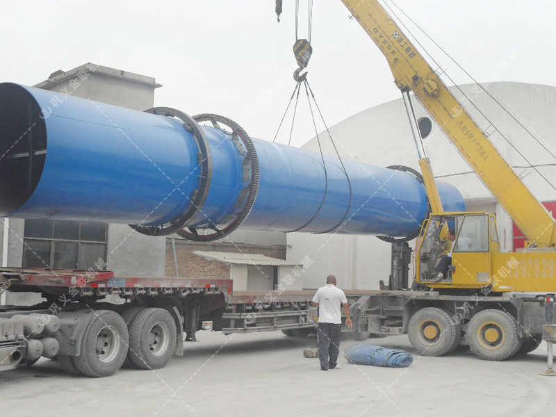 滾筒式礦渣烘干機發(fā)貨圖片 滾筒式礦渣烘干機發(fā)貨圖片