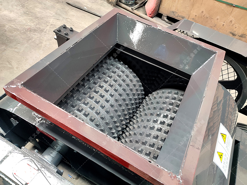 破碎石膏原礦料的雙齒輥破碎機廠家如何選擇? 破碎石膏原礦料的雙齒輥破碎機廠家如何選擇?