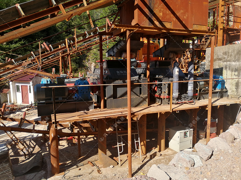 2025 年制砂設(shè)備新趨勢(shì):全自動(dòng)液壓對(duì)輥制砂機(jī)為何成行業(yè)優(yōu)選? 2025 年制砂設(shè)備新趨勢(shì):全自動(dòng)液壓對(duì)輥制砂機(jī)為何成行業(yè)優(yōu)選?