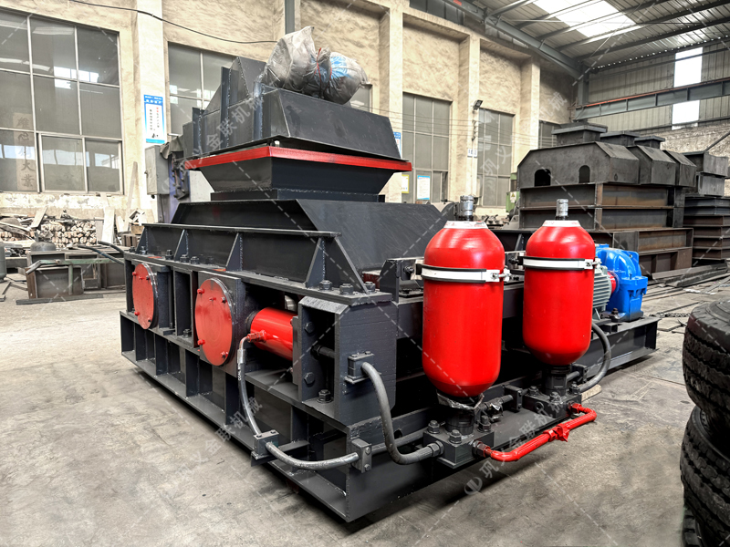 宣稱“投資小、回報快”的800型液壓對輥制砂機(jī),實際效果究竟如何? 宣稱“投資小、回報快”的800型液壓對輥制砂機(jī),實際效果究竟如何?